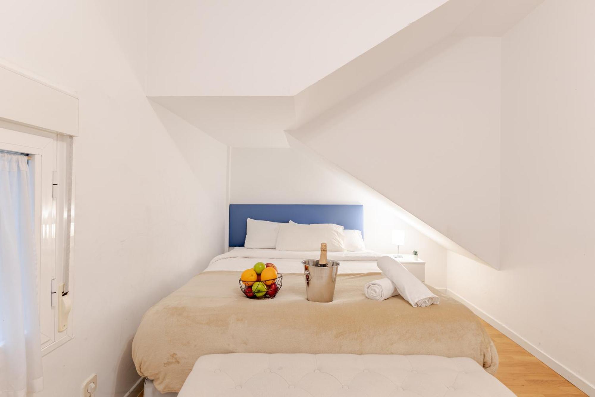Mad Coco Aparts & Suites Centro Sol Madrid Esterno foto